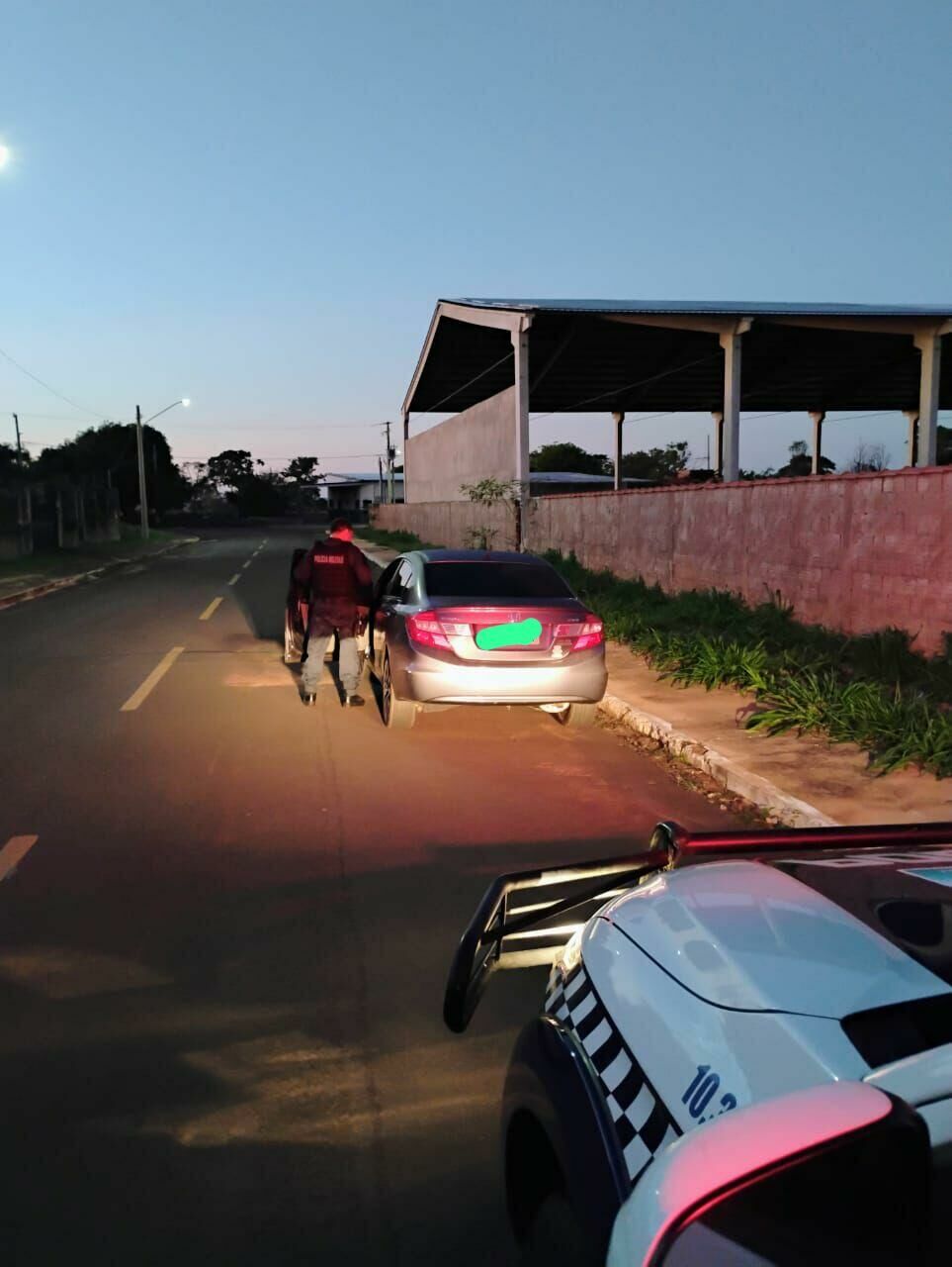 Imagem de compartilhamento para o artigo Polícia Militar prende homem e recupera carro furtado em Costa Rica da MS Todo dia